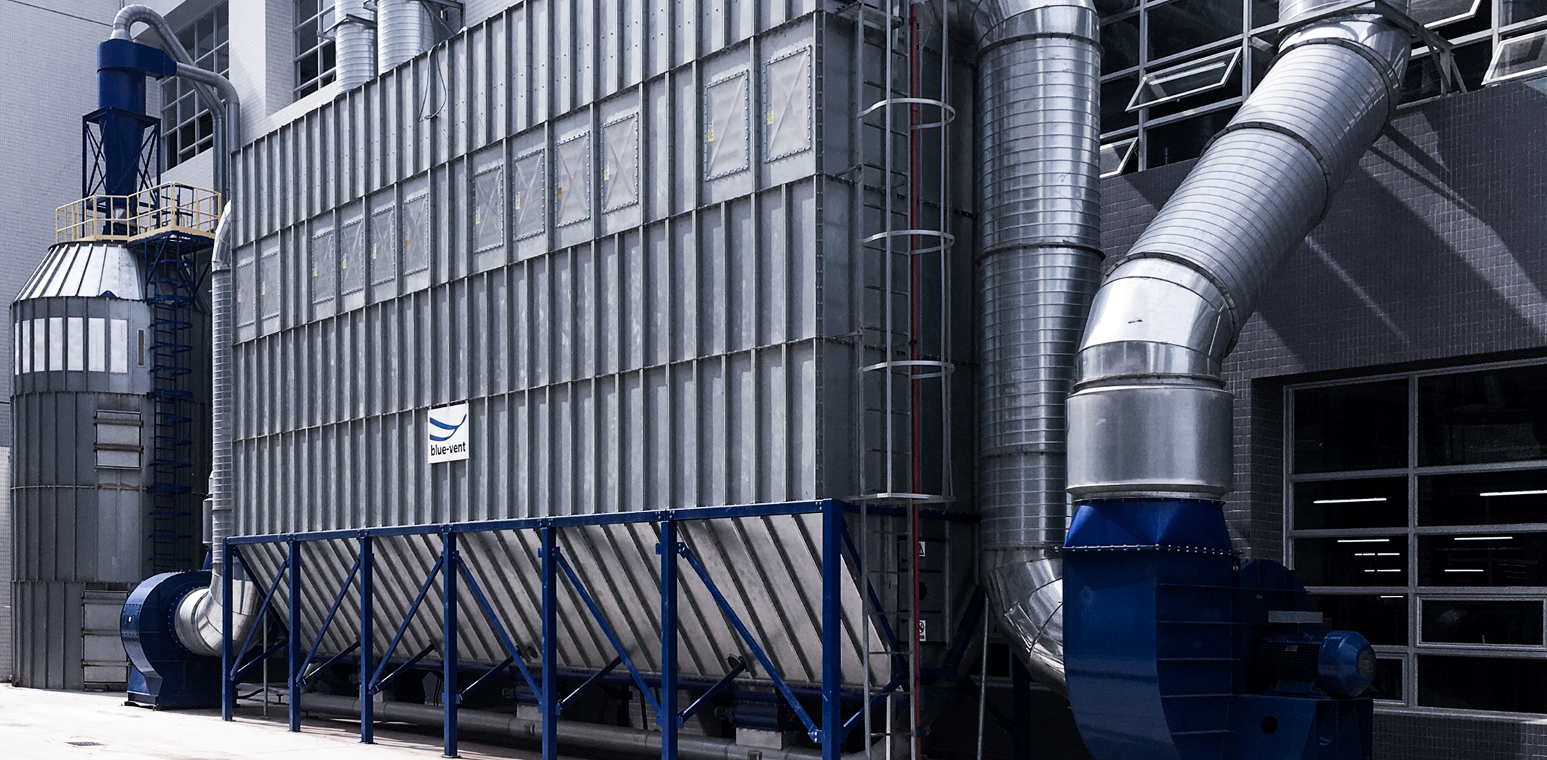 Dust collectors 
by professionals